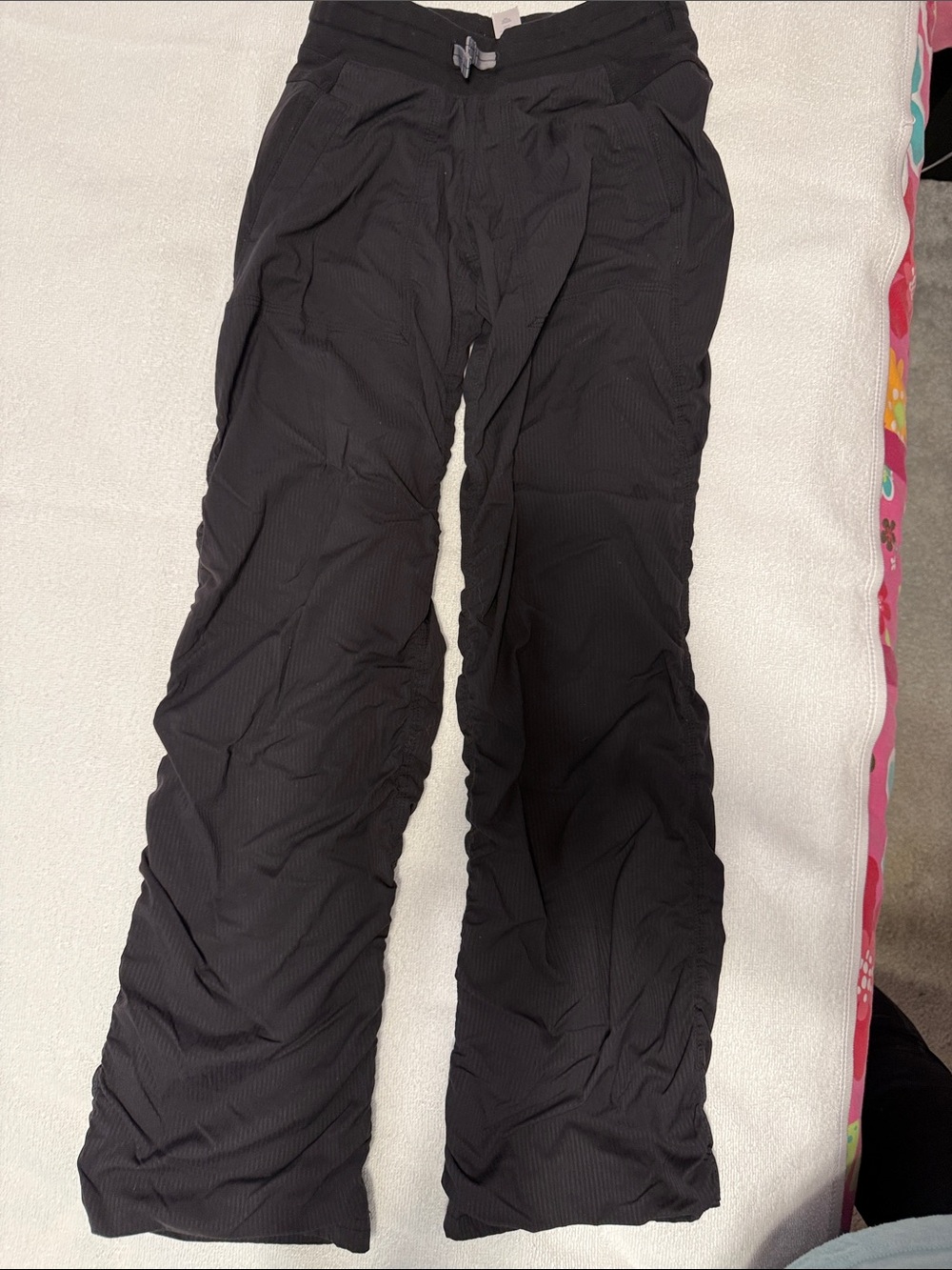 Ivivva Black Girls' Wide-Leg lined Drawstring Sweatpants